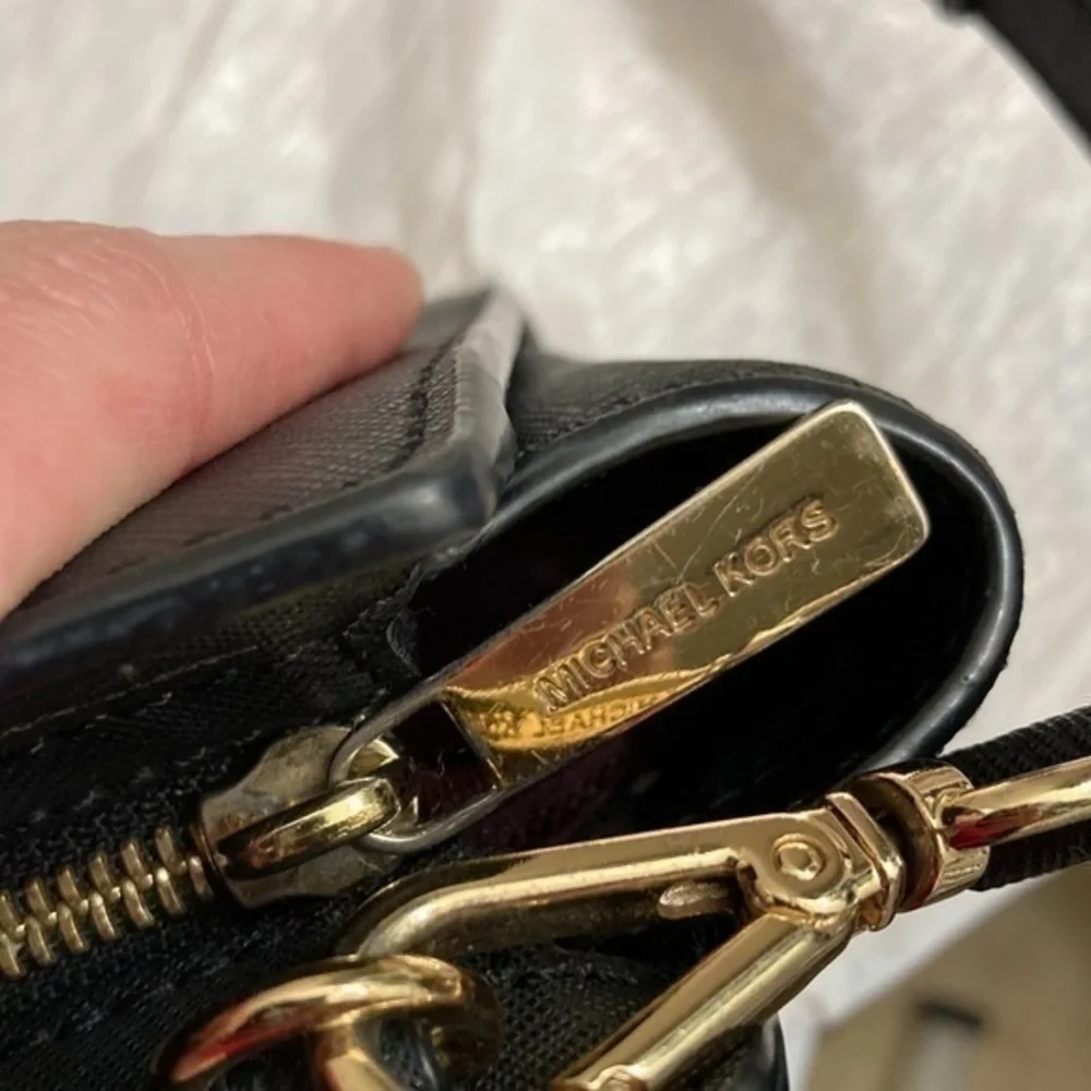 Michael kora black saffiano leather mini Selma crossbody bag
